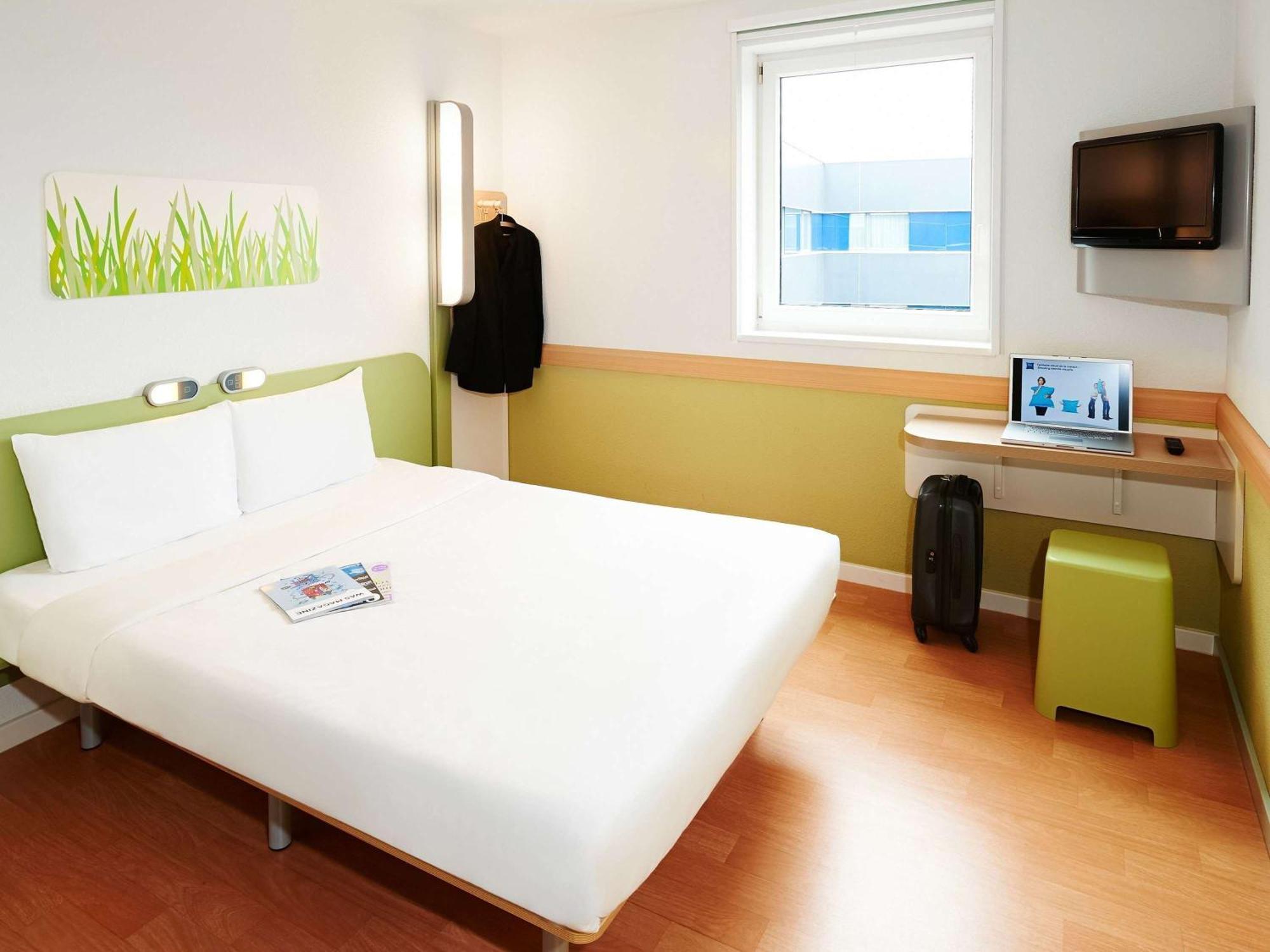 Ibis Budget Grenoble Sud Seyssinet מראה חיצוני תמונה